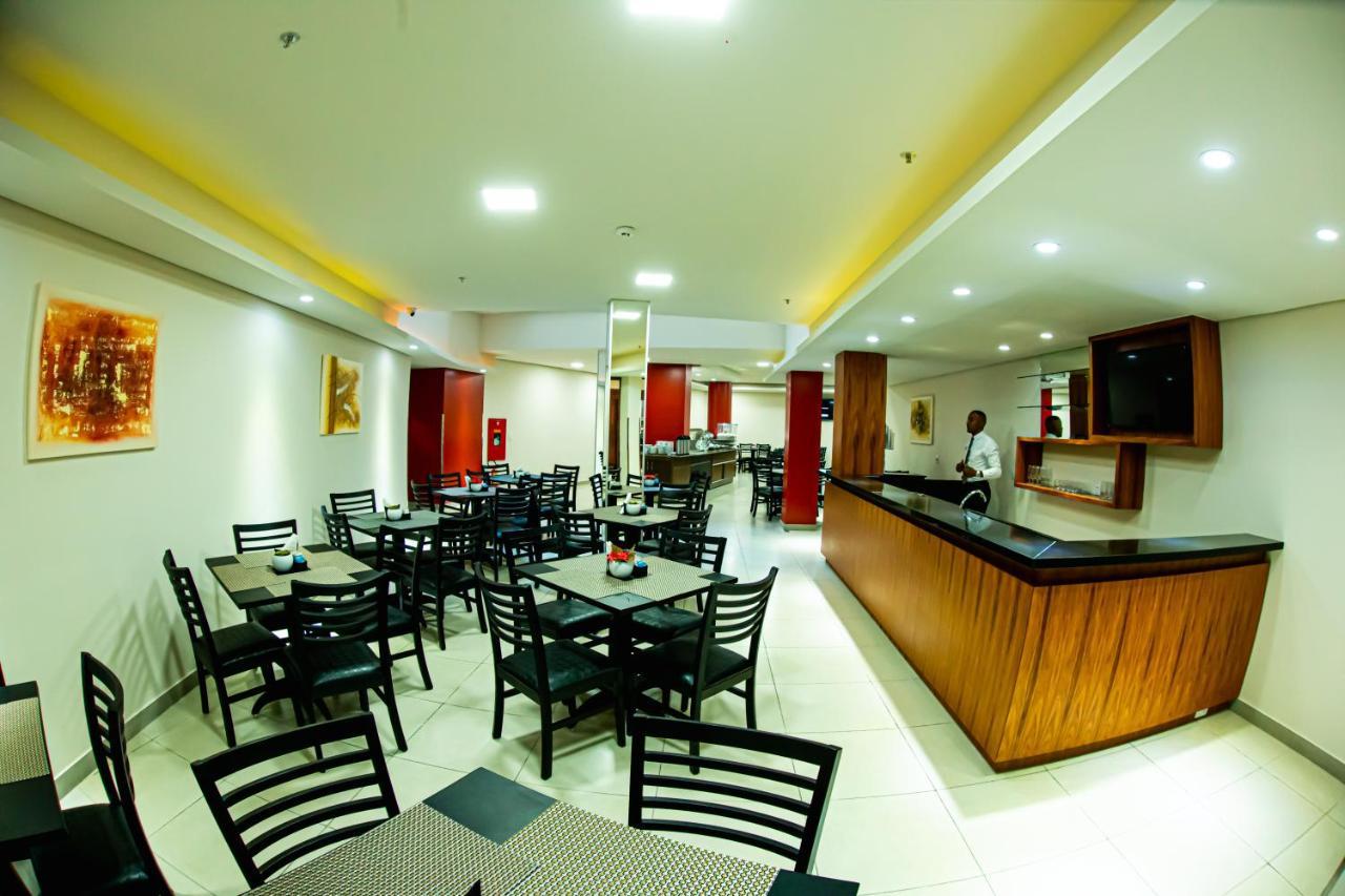 Hotel Nacional Inn Porto Alegre - Proximo Ao Complexo Hospitalar Santa Casa E Ufrgs Bagian luar foto