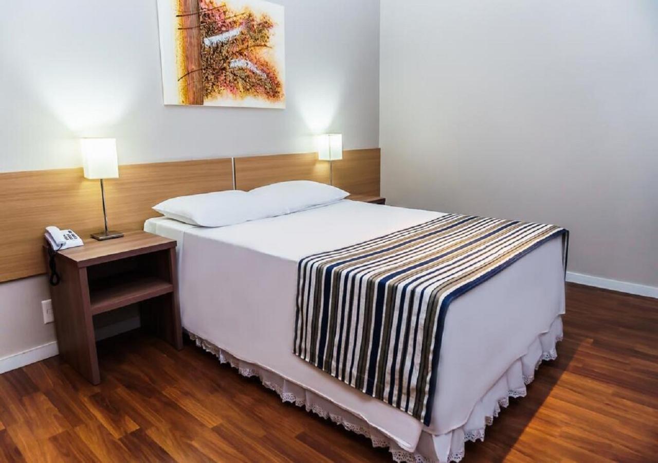 Hotel Nacional Inn Porto Alegre - Proximo Ao Complexo Hospitalar Santa Casa E Ufrgs Bagian luar foto