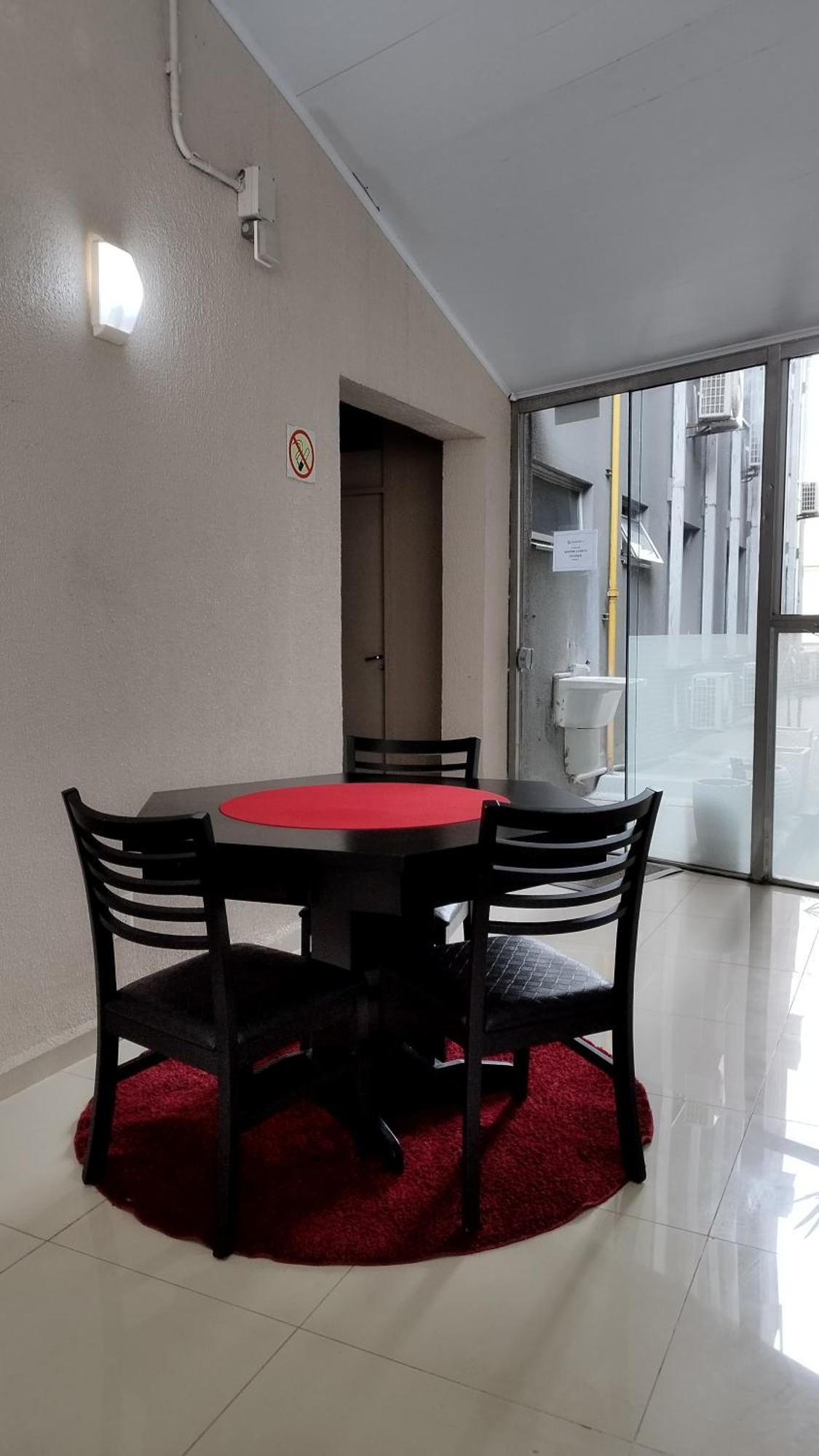 Hotel Nacional Inn Porto Alegre - Proximo Ao Complexo Hospitalar Santa Casa E Ufrgs Bagian luar foto