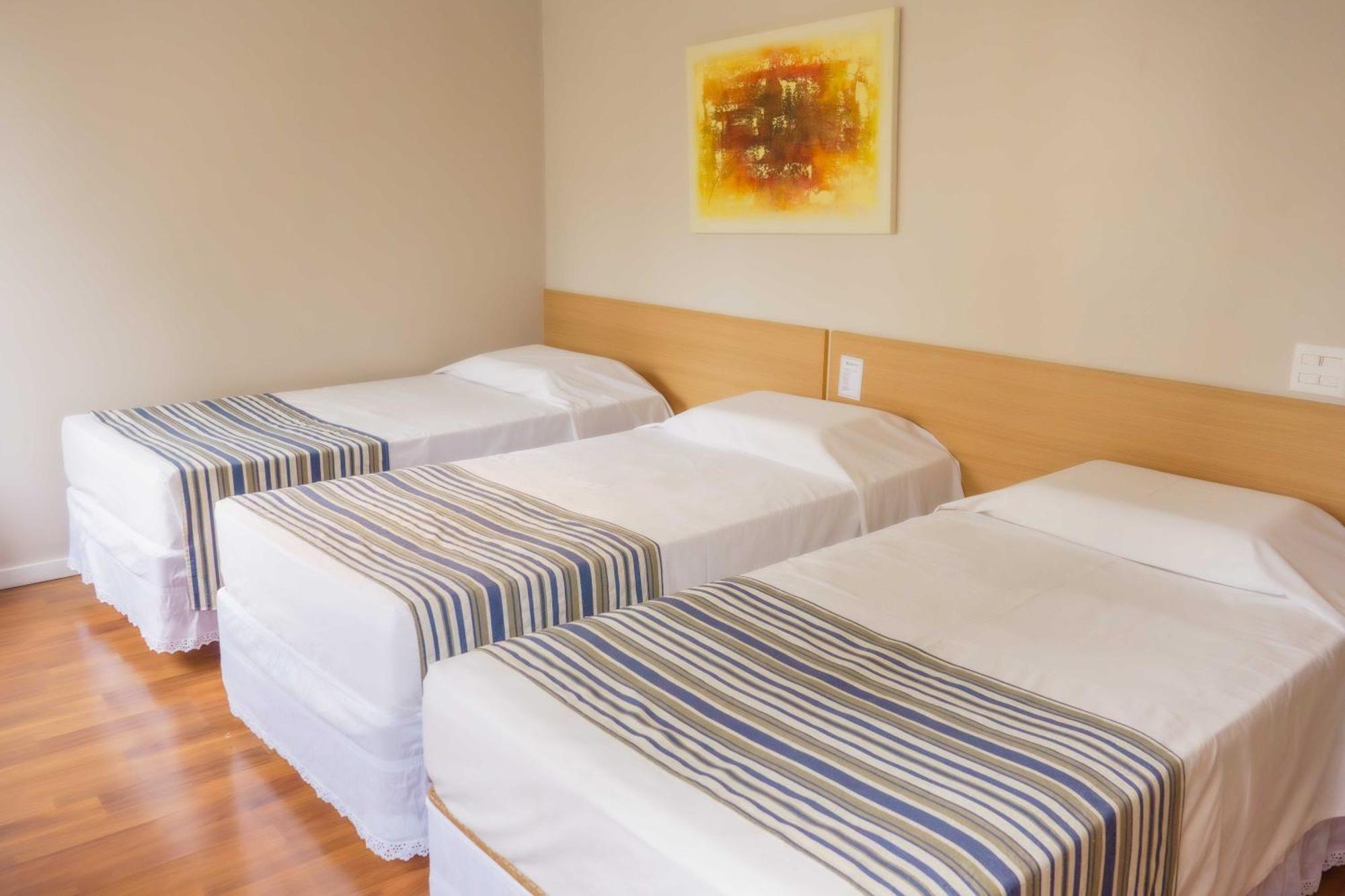 Hotel Nacional Inn Porto Alegre - Proximo Ao Complexo Hospitalar Santa Casa E Ufrgs Bagian luar foto