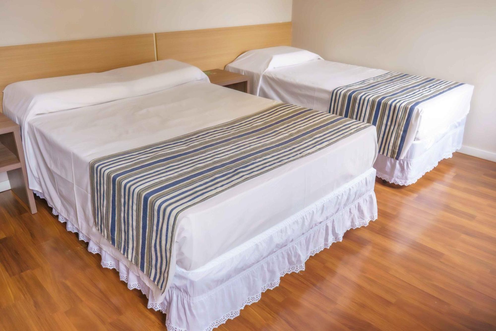 Hotel Nacional Inn Porto Alegre - Proximo Ao Complexo Hospitalar Santa Casa E Ufrgs Bagian luar foto