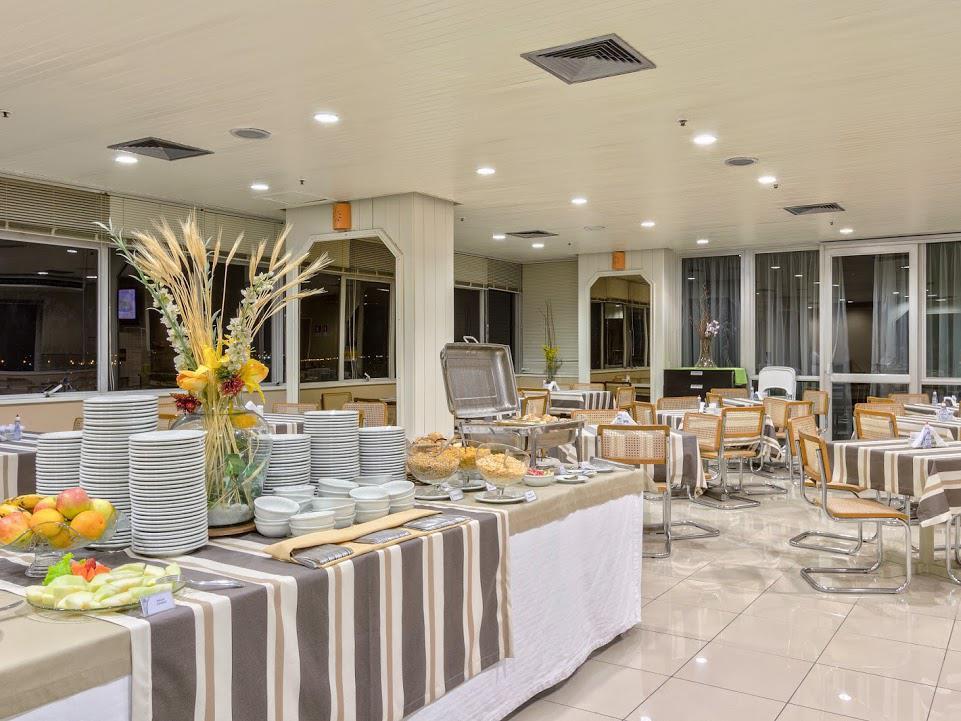 Hotel Nacional Inn Porto Alegre - Proximo Ao Complexo Hospitalar Santa Casa E Ufrgs Bagian luar foto